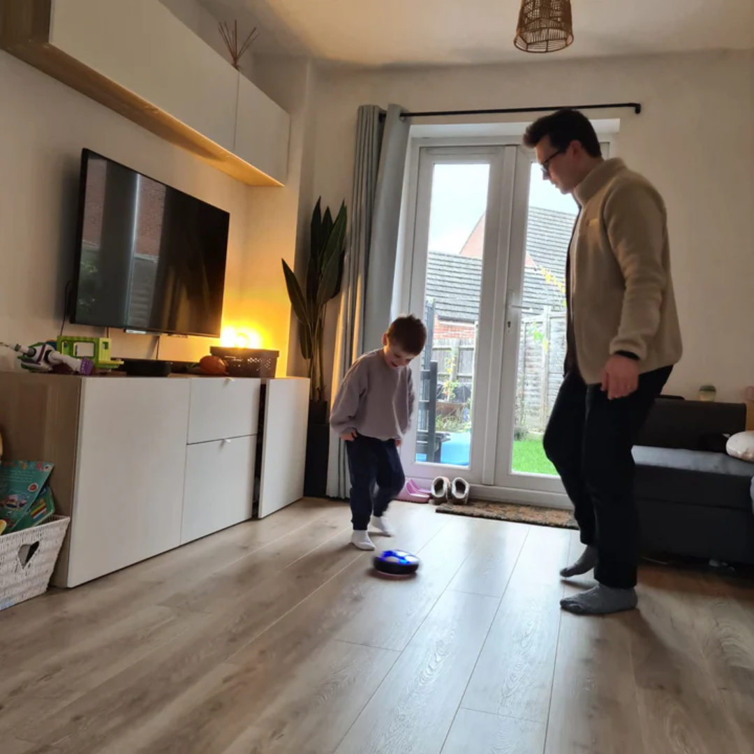 HoverBall™ Uçan Futbol Topu- Ekrandan Uzak, Hareket Dolu Eğlence